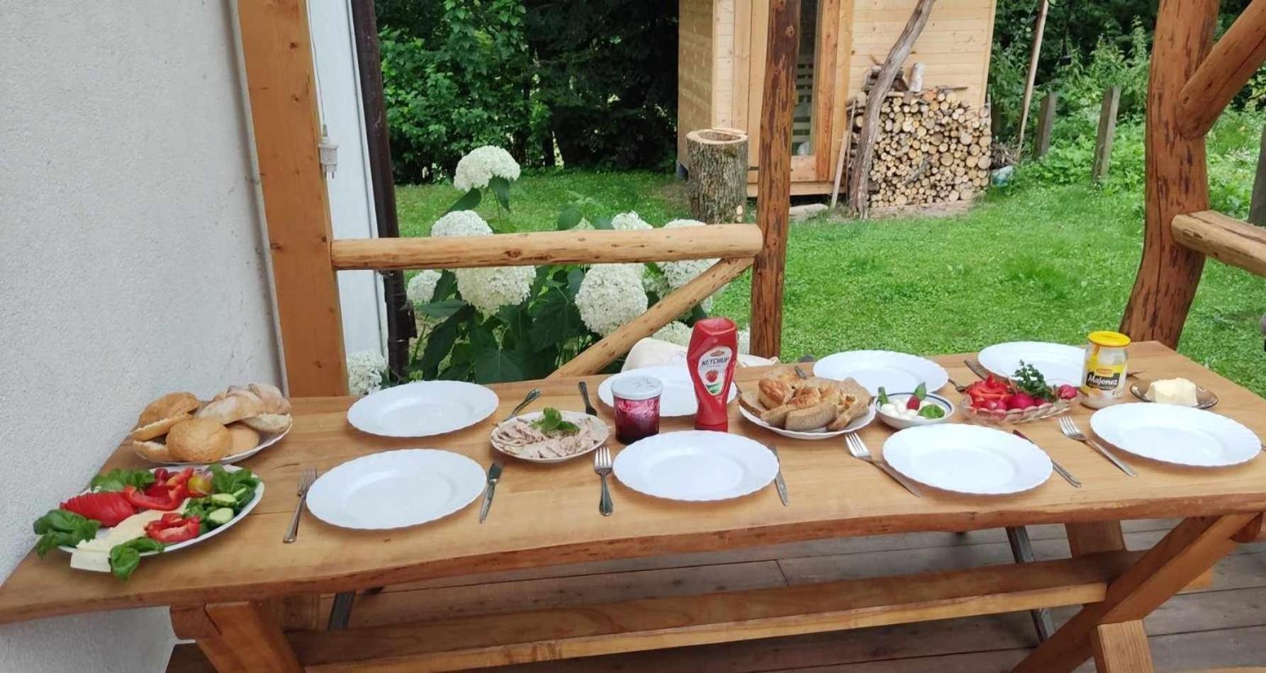 Bieszczadzki Kat Villa Lesko Bagian luar foto