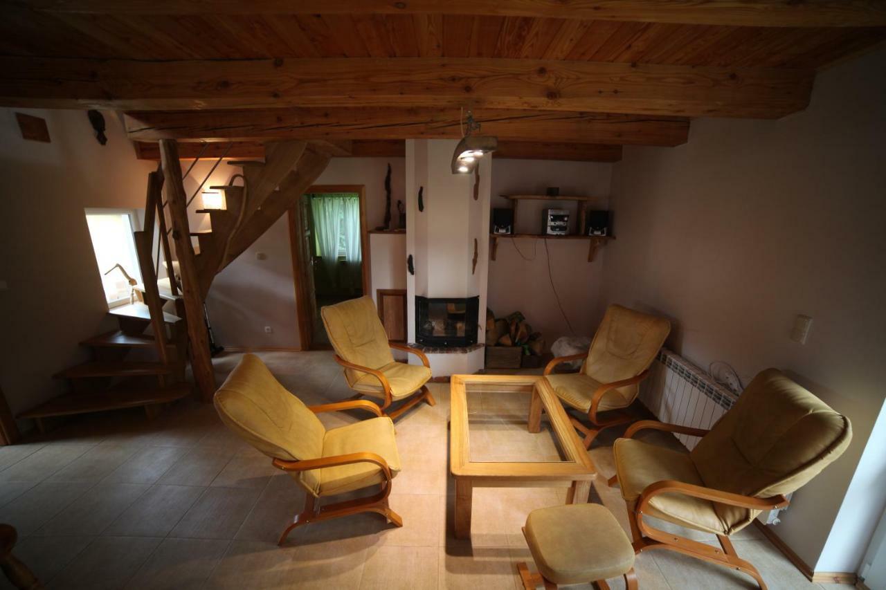 Bieszczadzki Kat Villa Lesko Bagian luar foto